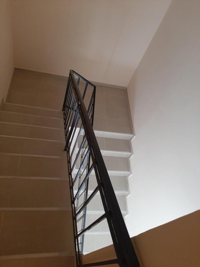 Megyeri Apartman Pocsmegyer Ngoại thất bức ảnh